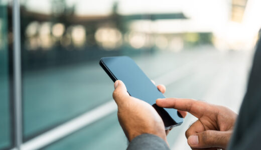 【体験談】アメリカ入国審査でスマホ使用は厳禁！JFK空港で見た注意・トラブル例